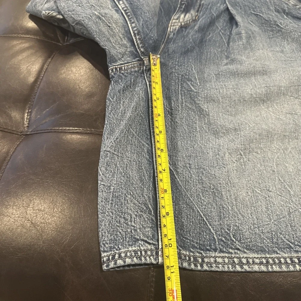 We The Free People Size 31 Rue Denim Long Shorts Mid Rise Pleated Vintage Blue